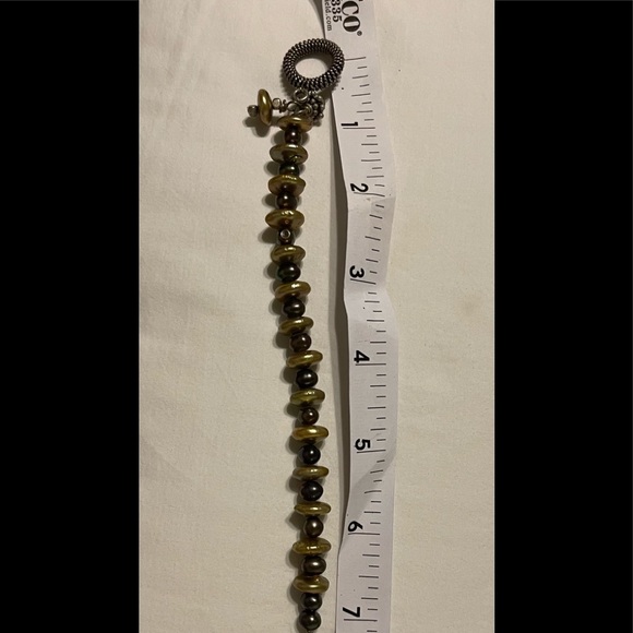 Beautiful beaded bracelet grey and gold colored pearls with toggle clasp - Picture 4 of 4